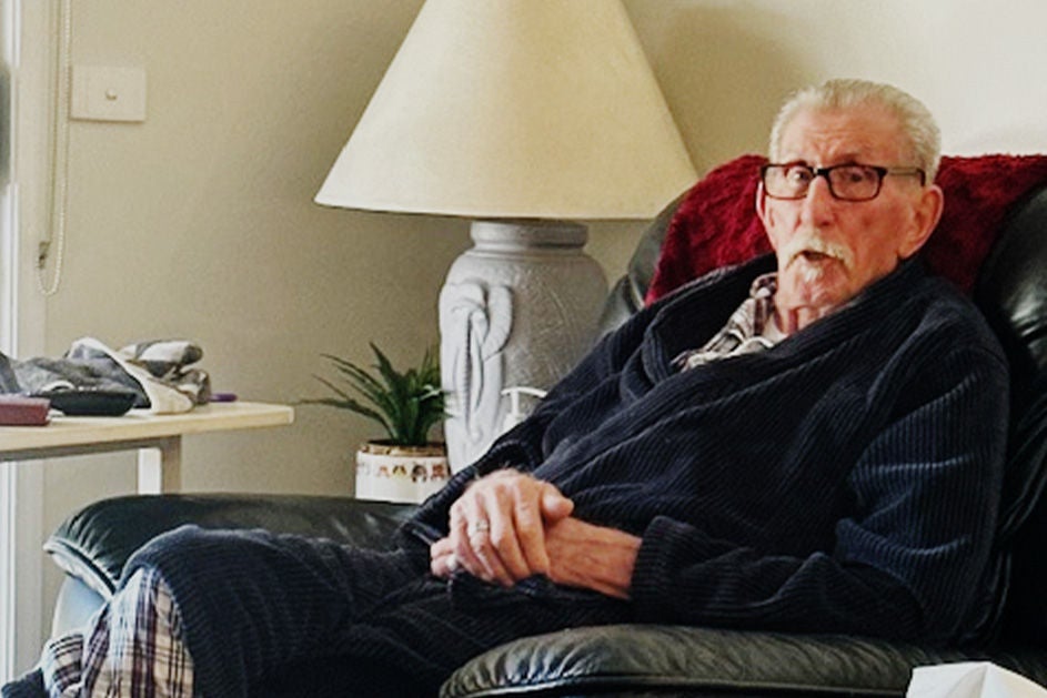 Maurice Blackburn client Ivan Tabbitt (Lofty) sitting in an armchair.