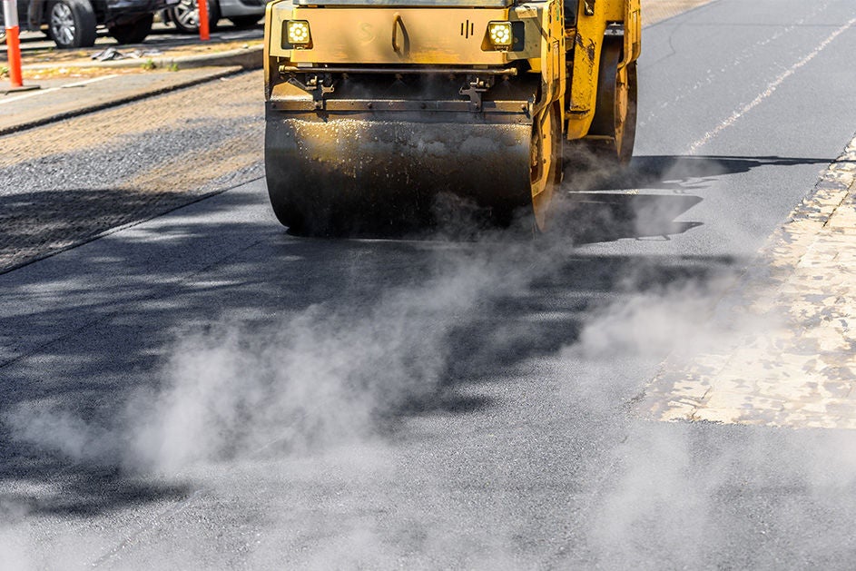 Asphalt Ridge Exposure Invisible risks faced by asphalt and road workers | Maurice Blackburn
