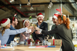 Navigating the endofyear work party why employees & employers should